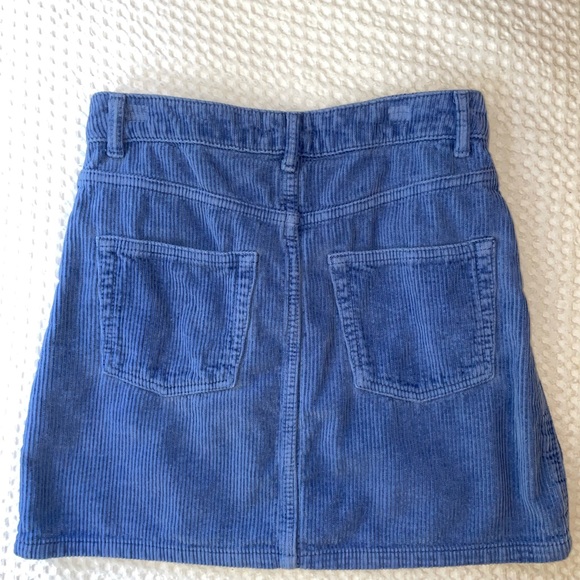 SOLD TOPSHOP blue corduroy mini skirt 🫐 - Picture 2 of 3